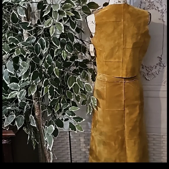 NWT Wilsons Vintage Suede Vest and Skirt Set